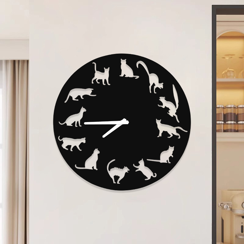 1744598690.jpg clock5.jpg