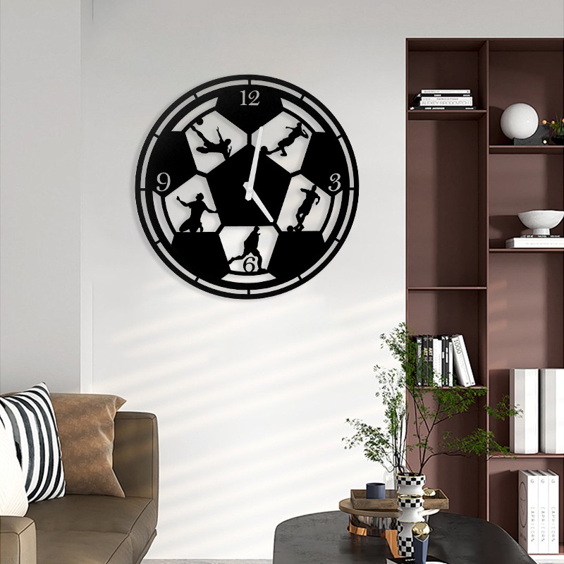 1744599702.jpg clock 5.jpg