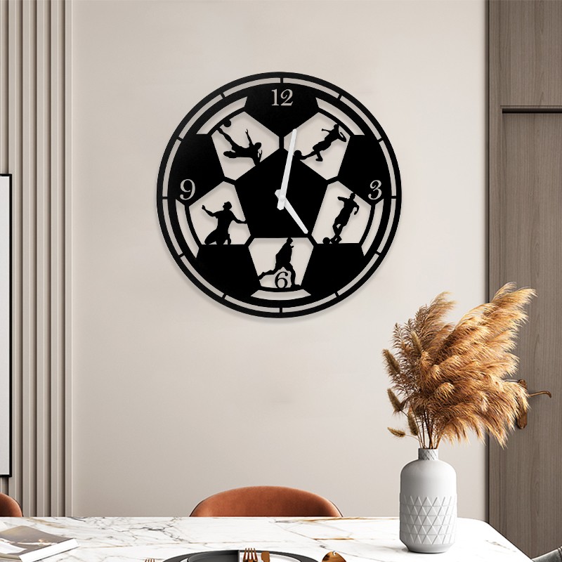 1744599725.jpg clock 6.jpg
